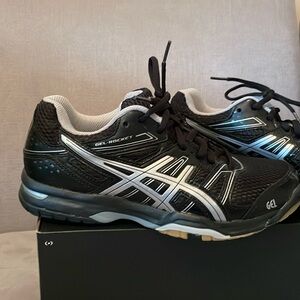 ASICS Gel-Rocket Women’s Size-6